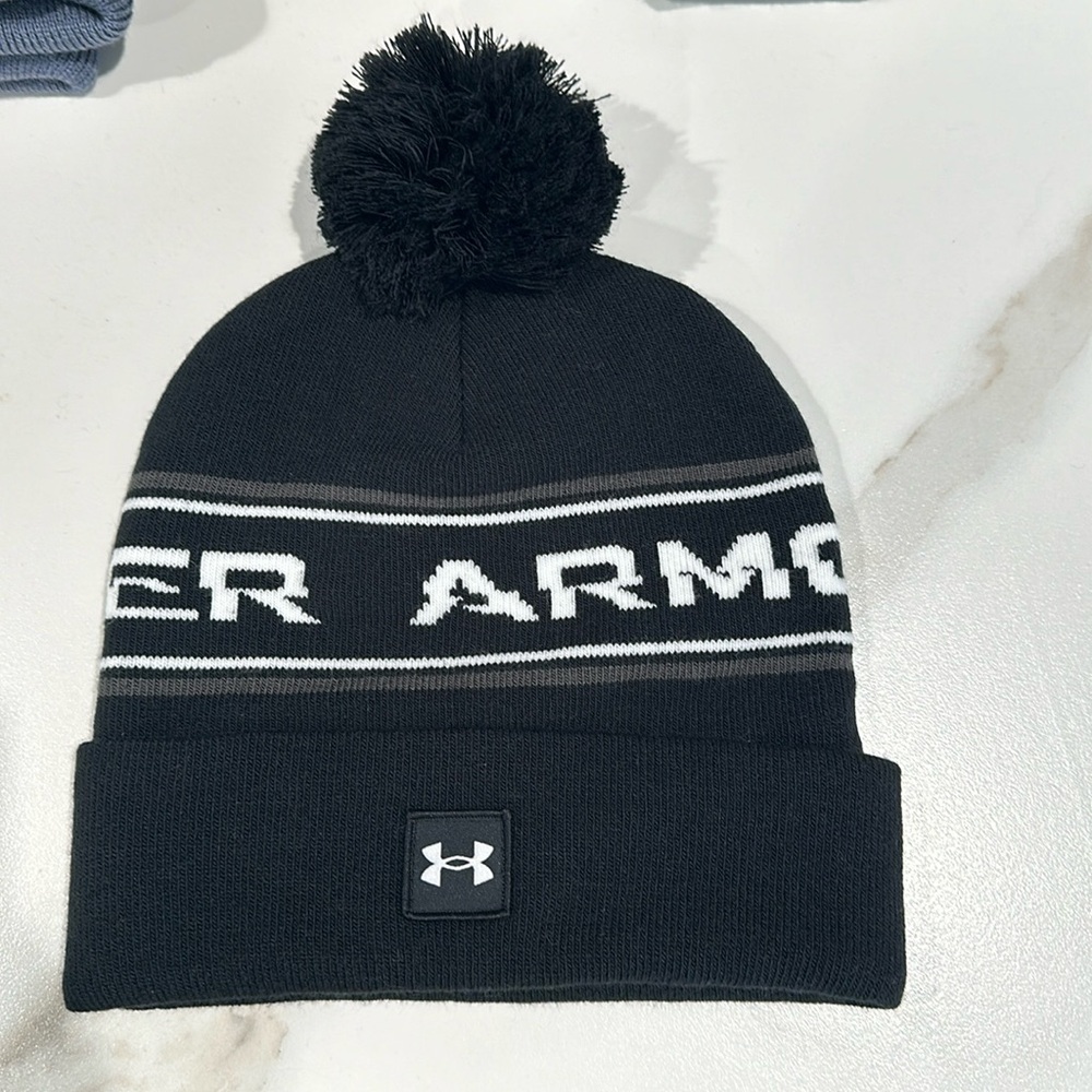 Under Armour
UA Men's Halftime Pom Beanie - Beanies